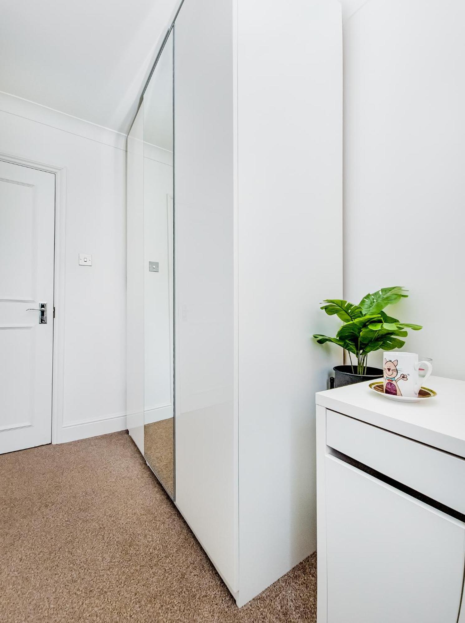 Charming London Home, Opp Arnos Grove Underground Station, Parking New Southgate Exterior foto
